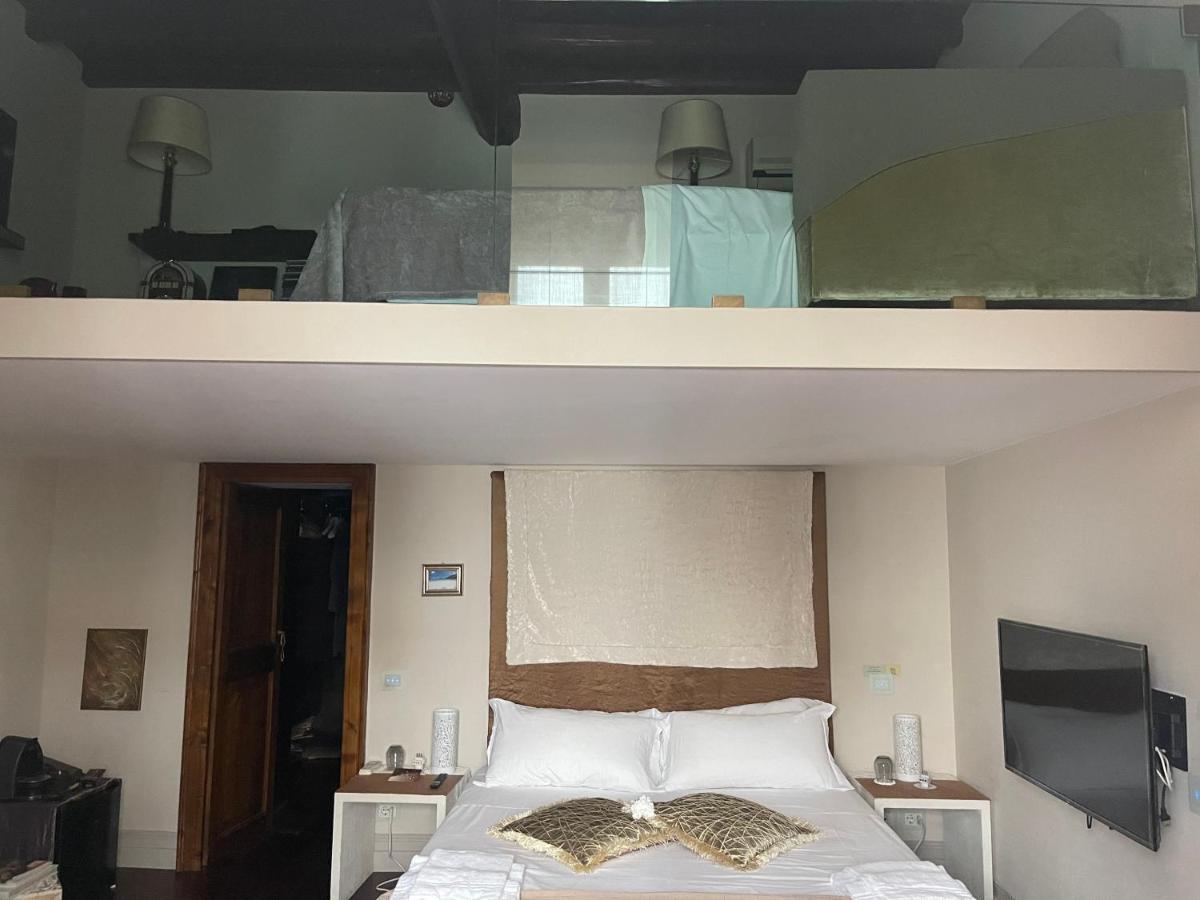 Flower Home โรม ภายนอก รูปภาพ
